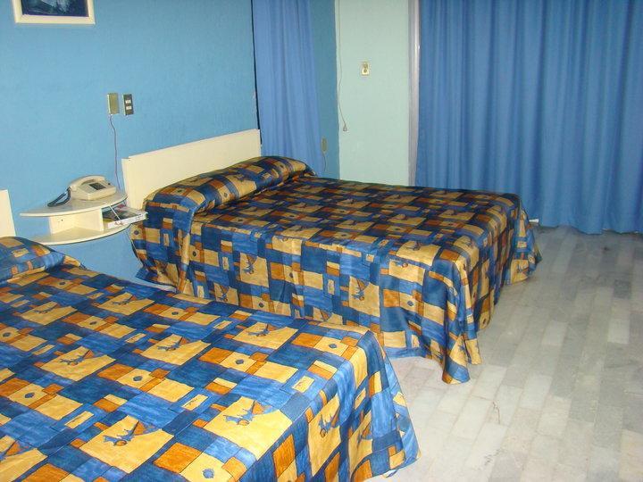 Dorados Acapulco Hotel Room photo